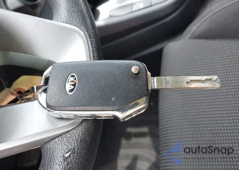 2021 Kia Forte Fe/Lxs from USA, damaged, VIN 3KPF24AD5ME274143